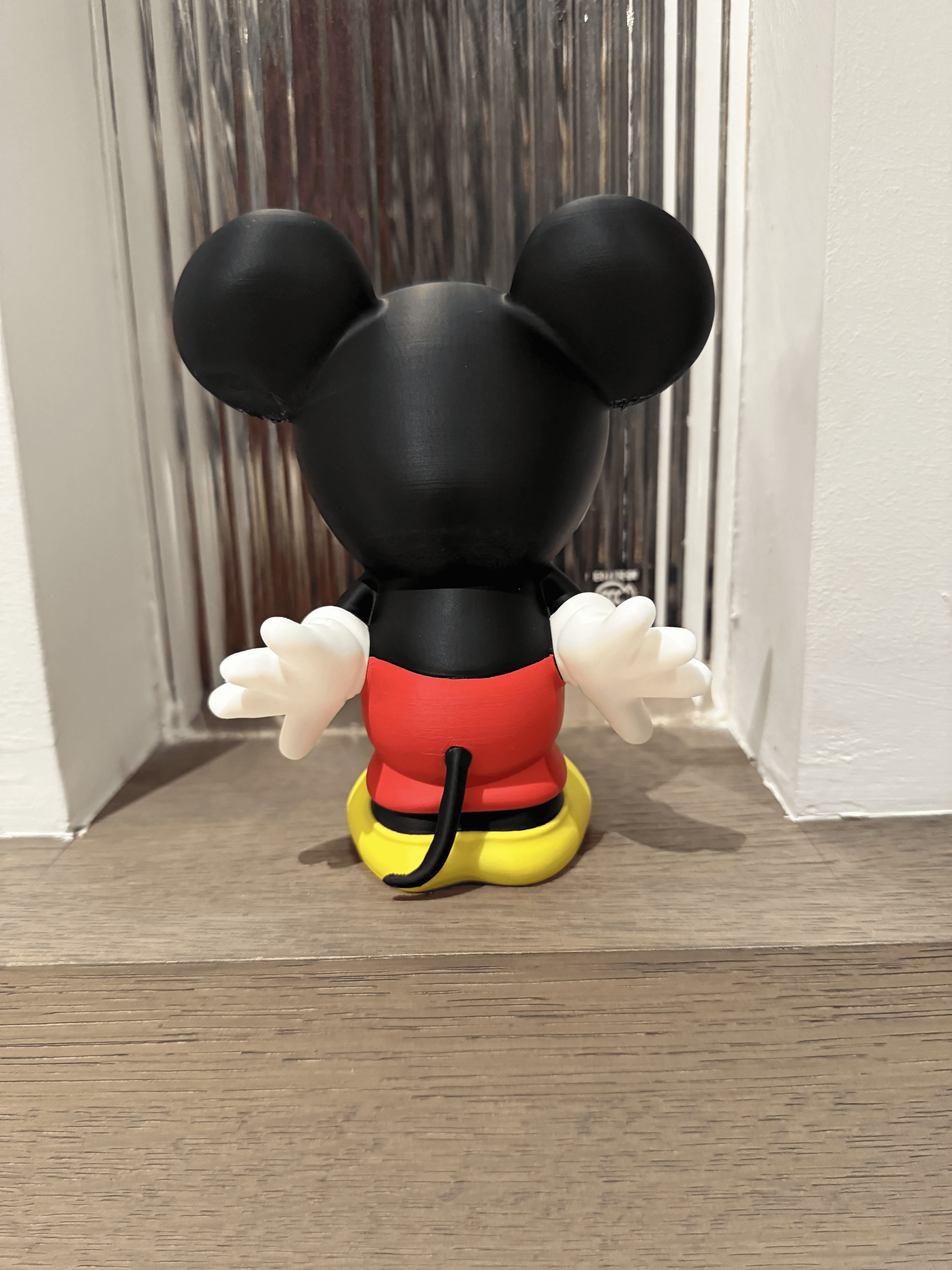 MICKEY MOUSE – BIỂU TƯỢNG HOẠT HÌNH HUYỀN THOẠI!  2