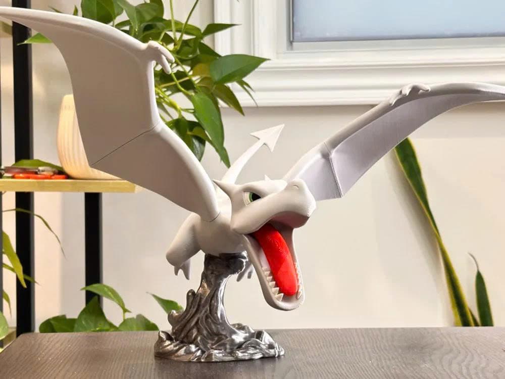 AERODACTYL – KHỦNG LONG BAY HUYỀN THOẠI POKÉMON” 🦖🪽🔥