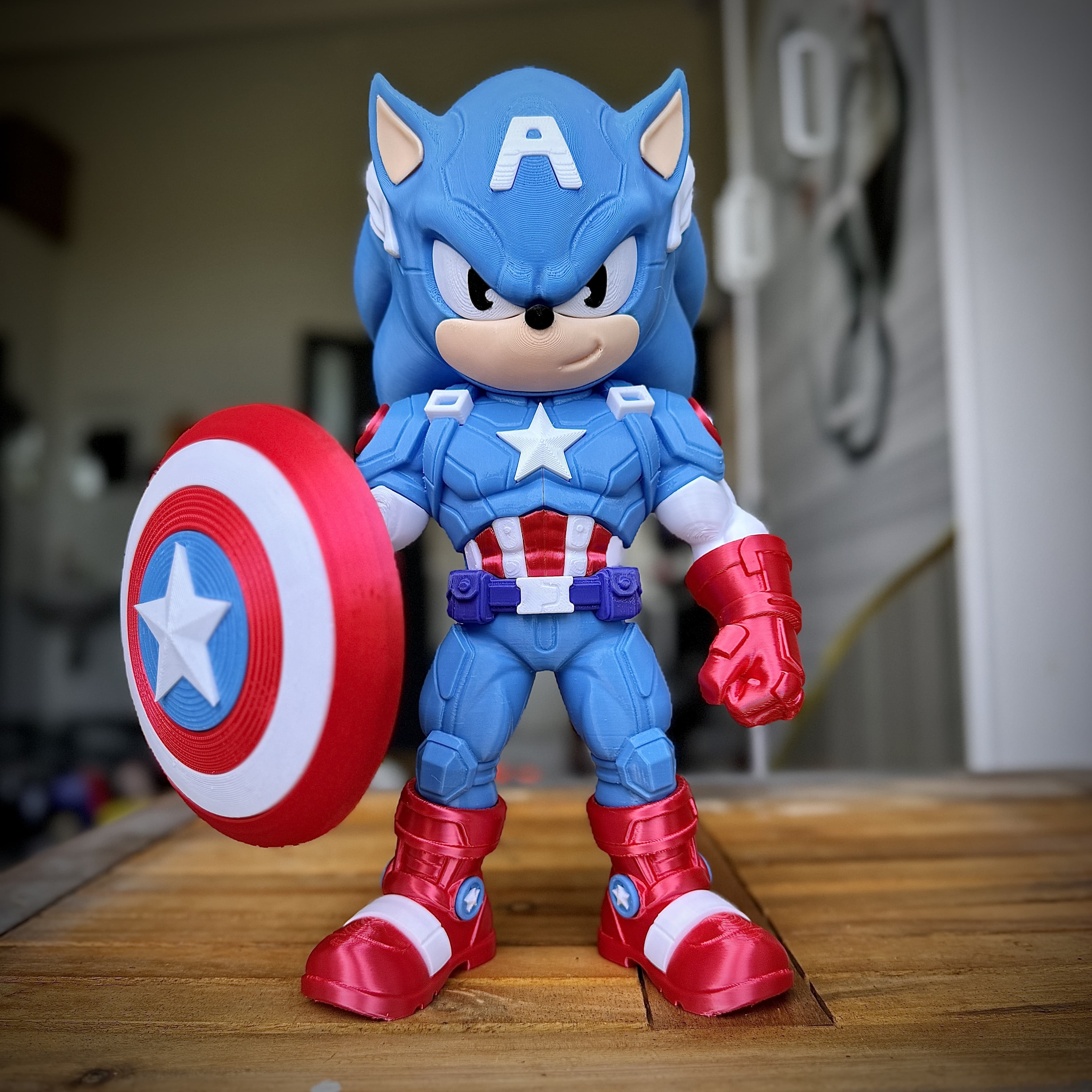 SONIC CAPTAIN AMERICA (Cao 27cm) – ĐỘI TRƯỞNG SIÊU TỐC SONIC 🇺🇸💙🛡️